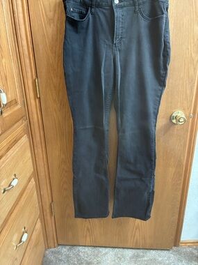 Lee Women's Black Straight-Leg Jeans 16L